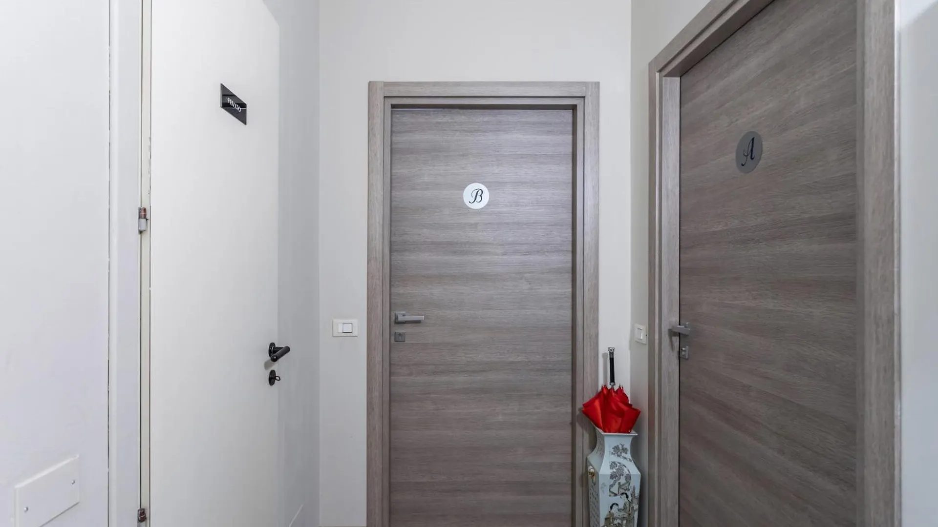 Appartement Casa Ugo - Pavia City Center - By Host4U Italië